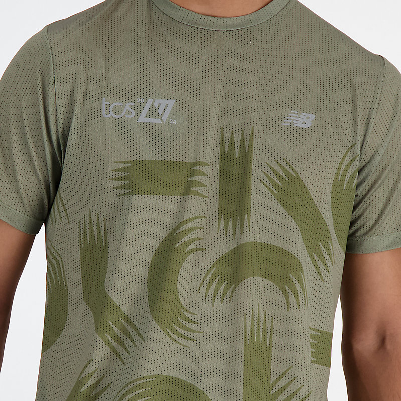 NB Athletics Run London Edition T-shirt voor heren – Donker olijfgroen