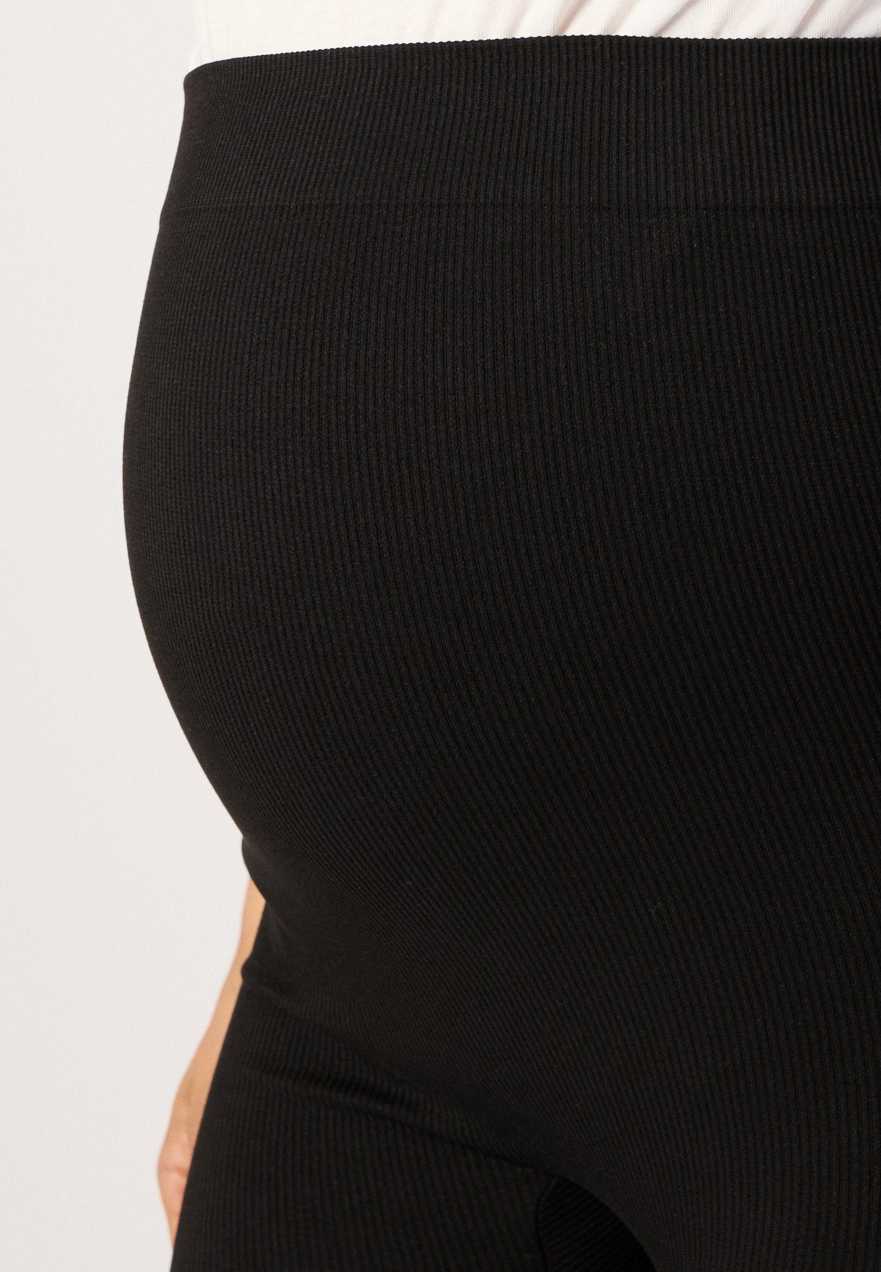 Vero Moda nėščiosioms skirtos VMMISA besiūlės tamprės - tamprės - kelnės - juodos