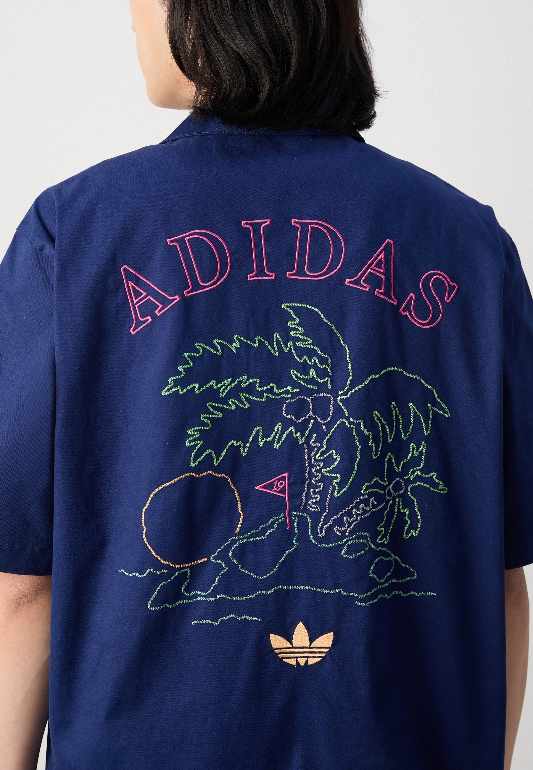 T-shirt adidas Originals - bleu foncé