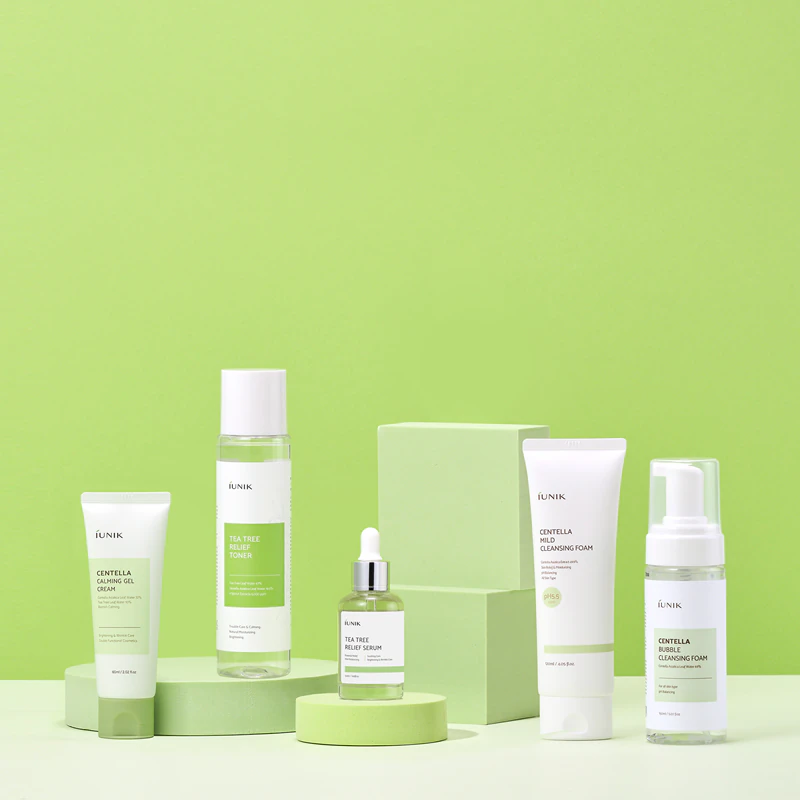 Sérum facial calmante com óleo de melaleuca iUnik para pele sensível e com tendência a acne.