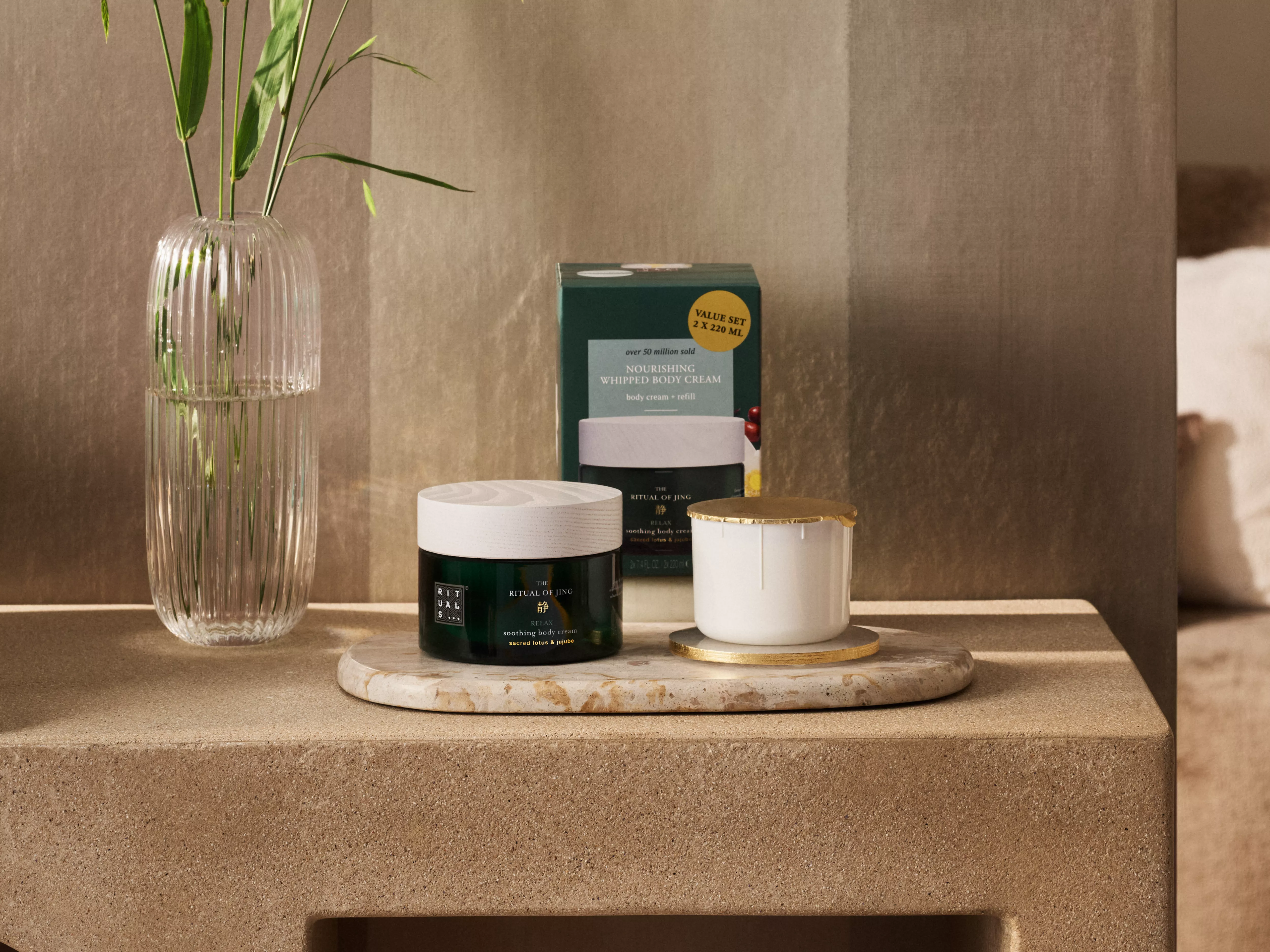 Crema corporal y paquete de recarga