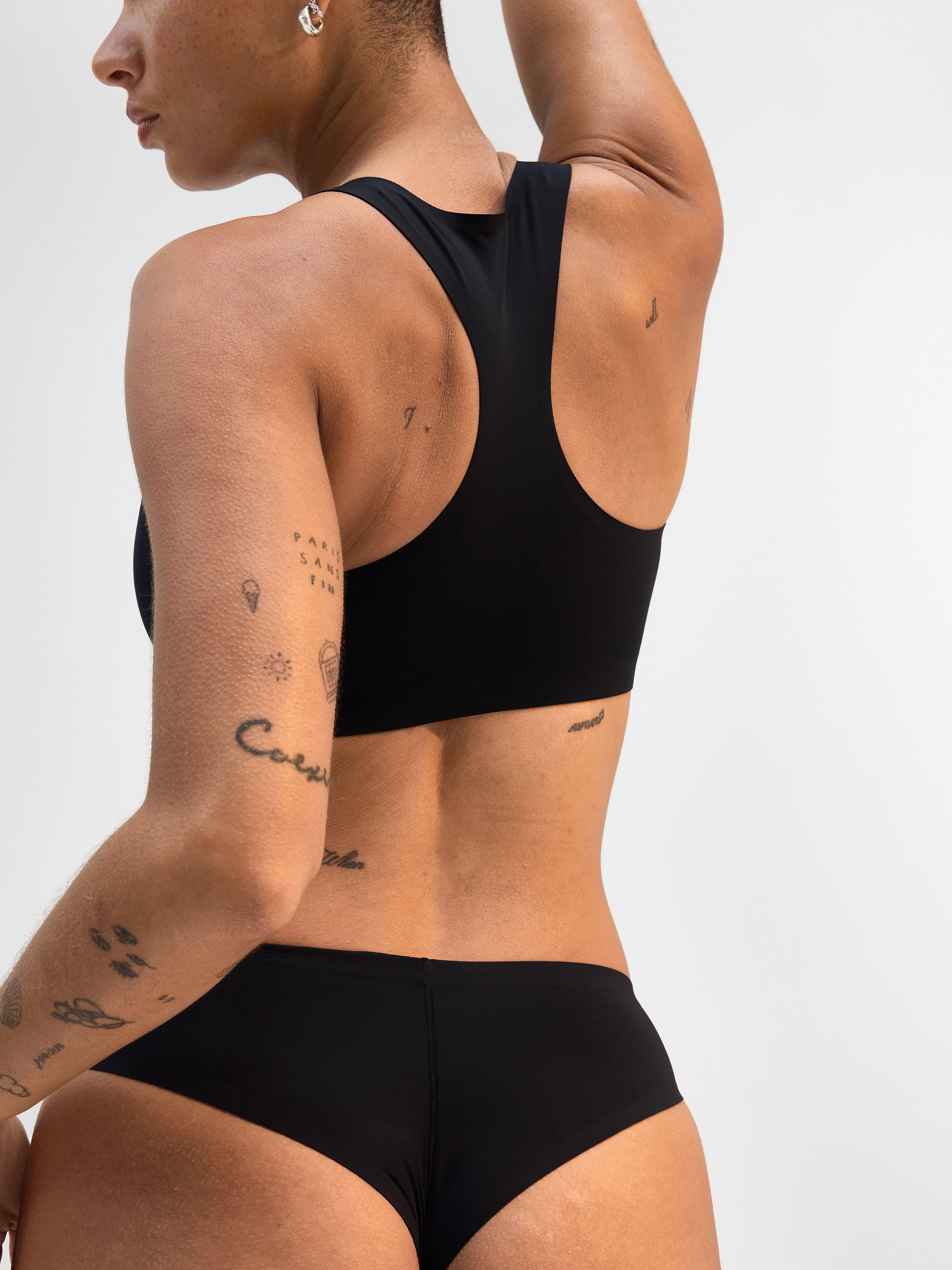 Lett absorberende menstruser – brasiliansk – Female Engineering Black