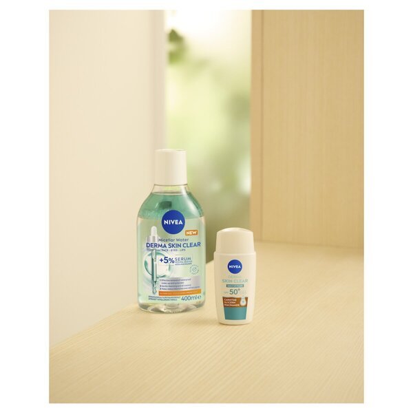 Nivea Derma Skin Clear denný anti-UV fluid<br>40ml