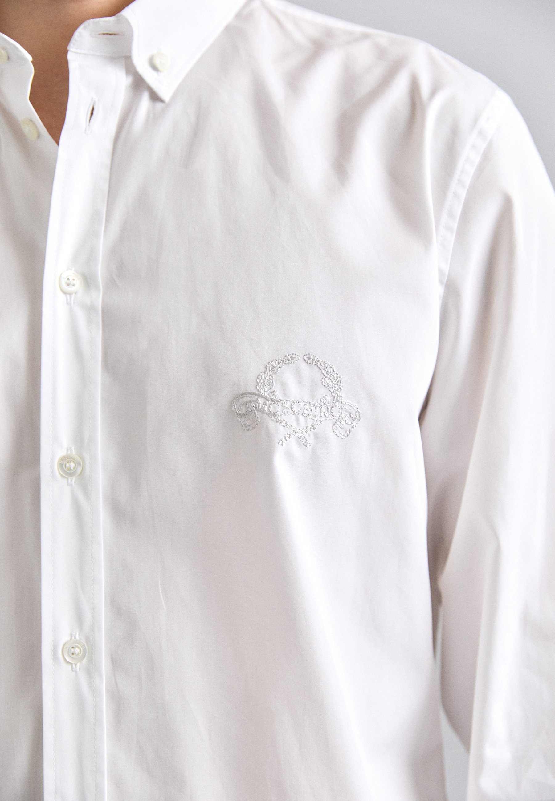 Chemise MOSCHINO LAUREL CROWN LOGO - blanche