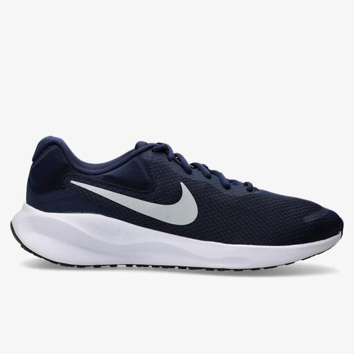  Nike Revolution 7