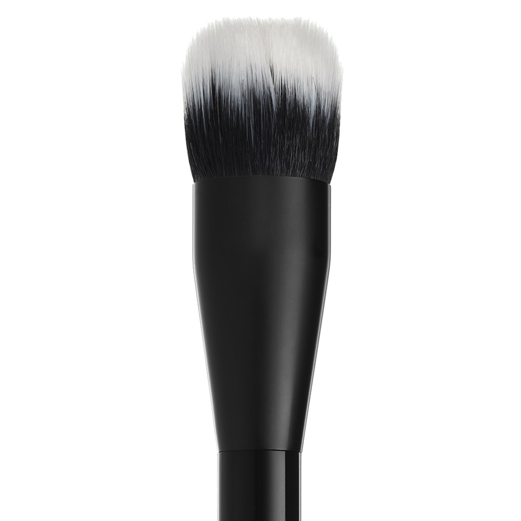 NYX Professional Makeup Foundation Brush Pro Brush Dvigubo pluošto makiažo pagrindas - 1 vnt.