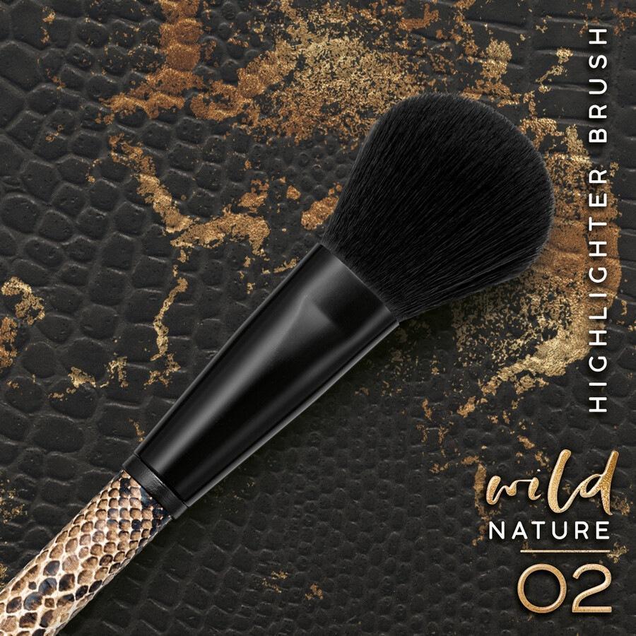 Youstar Blush Brush Wild Nature osvetljevalec - 1 kos