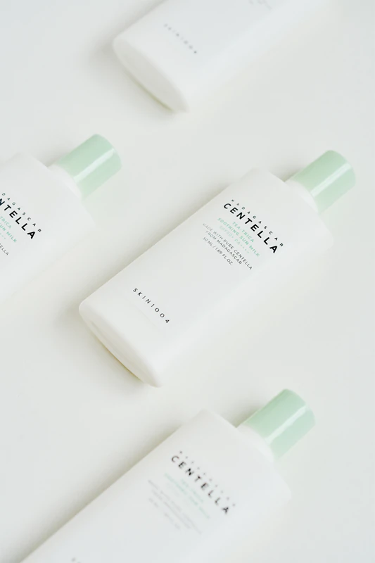SKIN1004 Madagascar Centella Tea-Trica Sun Milk Super Light Sunscreen SPF 50+