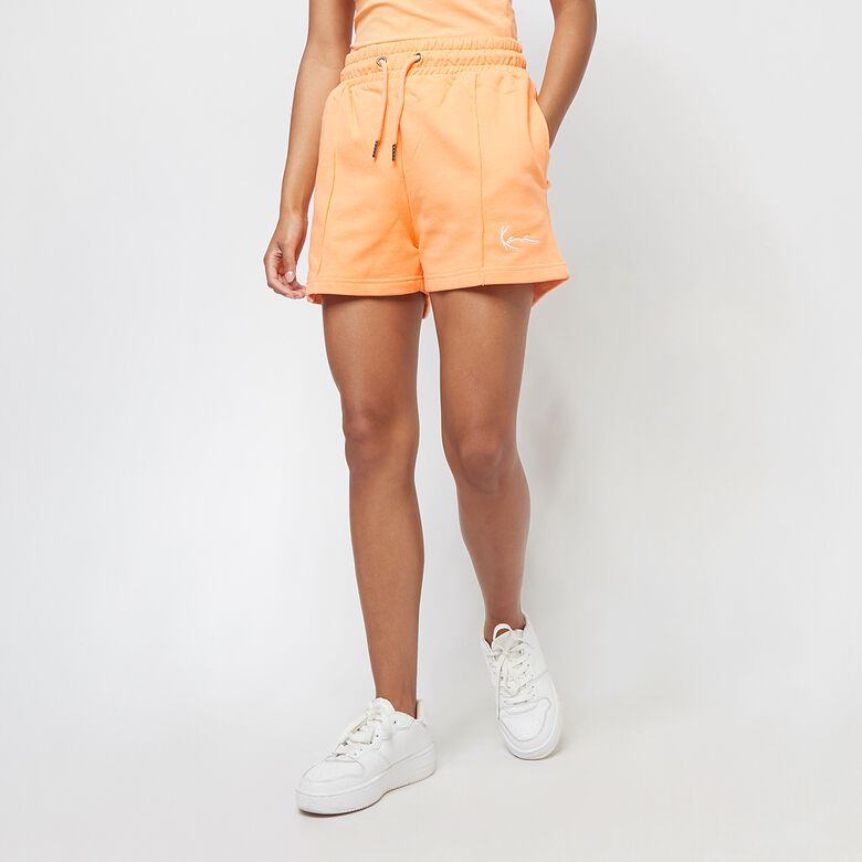 Pantalones cortos deportivos pequeños con el logo de la marca