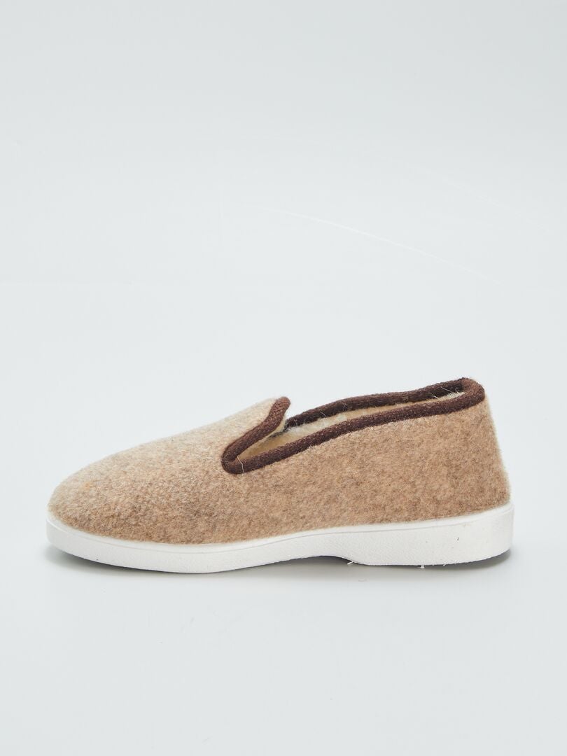 Pantufas forradas com sherpa - BEGE