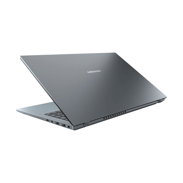 15,6