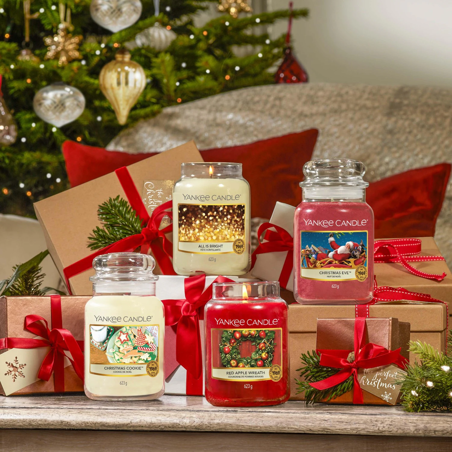 YANKEE CANDLE Moyenne Jarre Couronne de pommes rouges