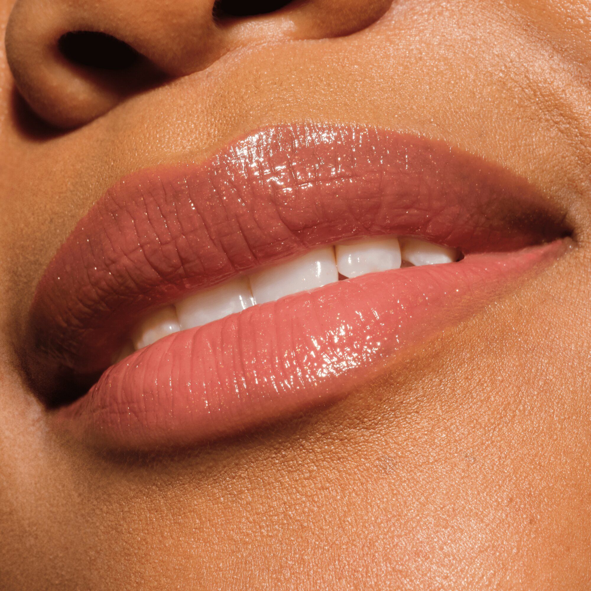 Melt & Plump Lip Plumper Lūpu apjoma palielinātājs Lūpu kontūrzīmuļi