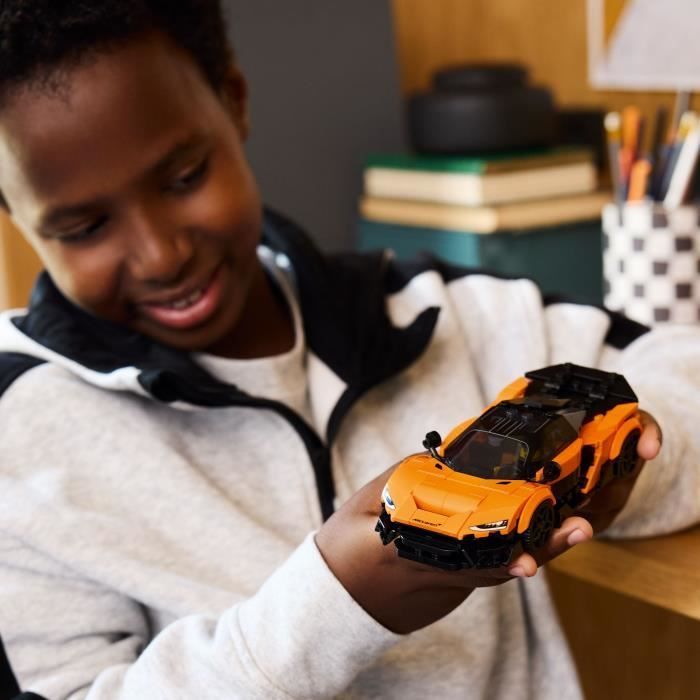LEGO Speed Champions 77257 McLaren W1 -  Jouet Voiture Orange pour Garçon ou Fille 9 ans