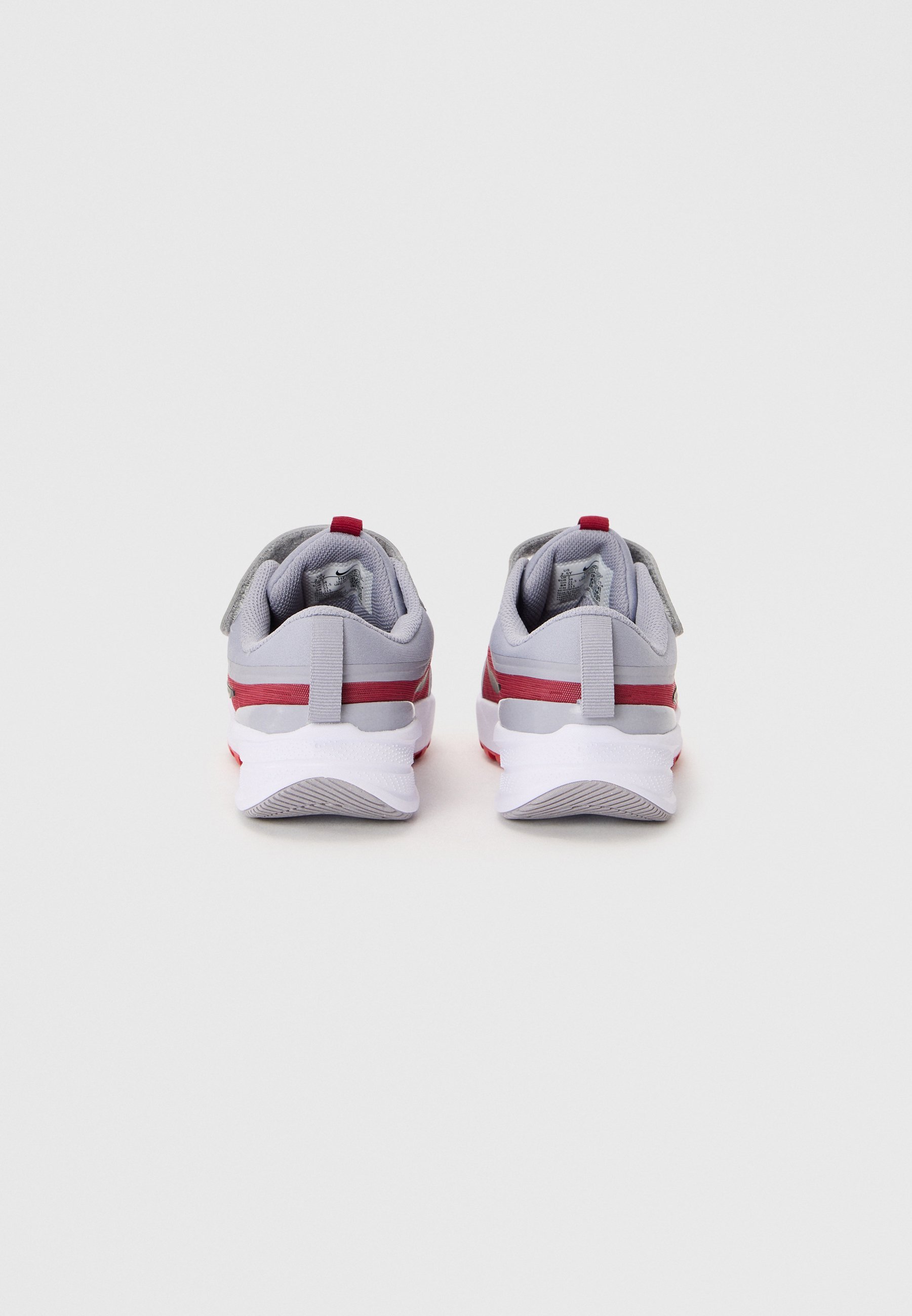 Nike Performance STAR RUNNER 5 UNISEX - Straßenlaufschuhe - Summit White/Black/Team Red/Univ Red