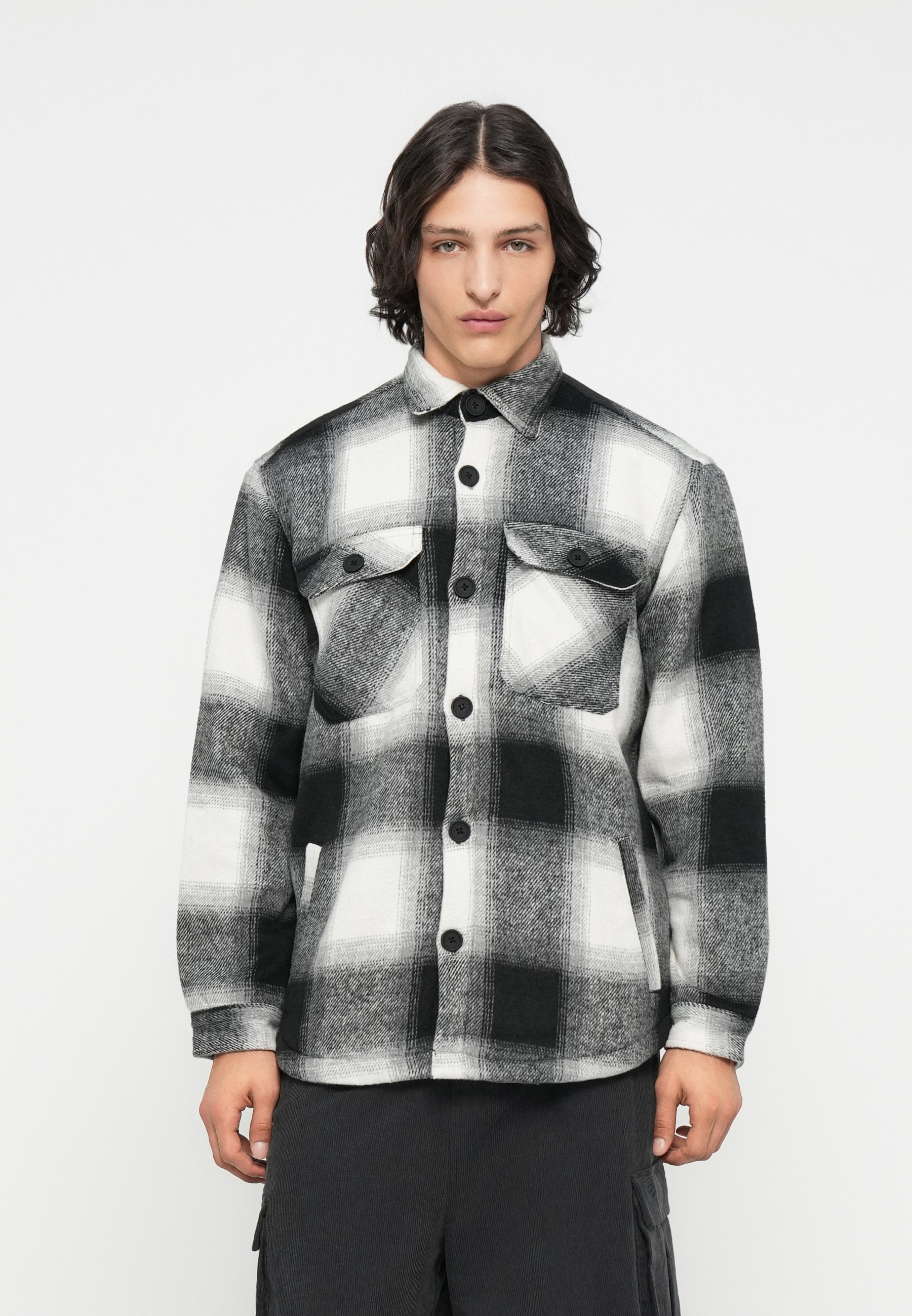 Chemise IAN OVERSHIRT Redefined Rebel - noire