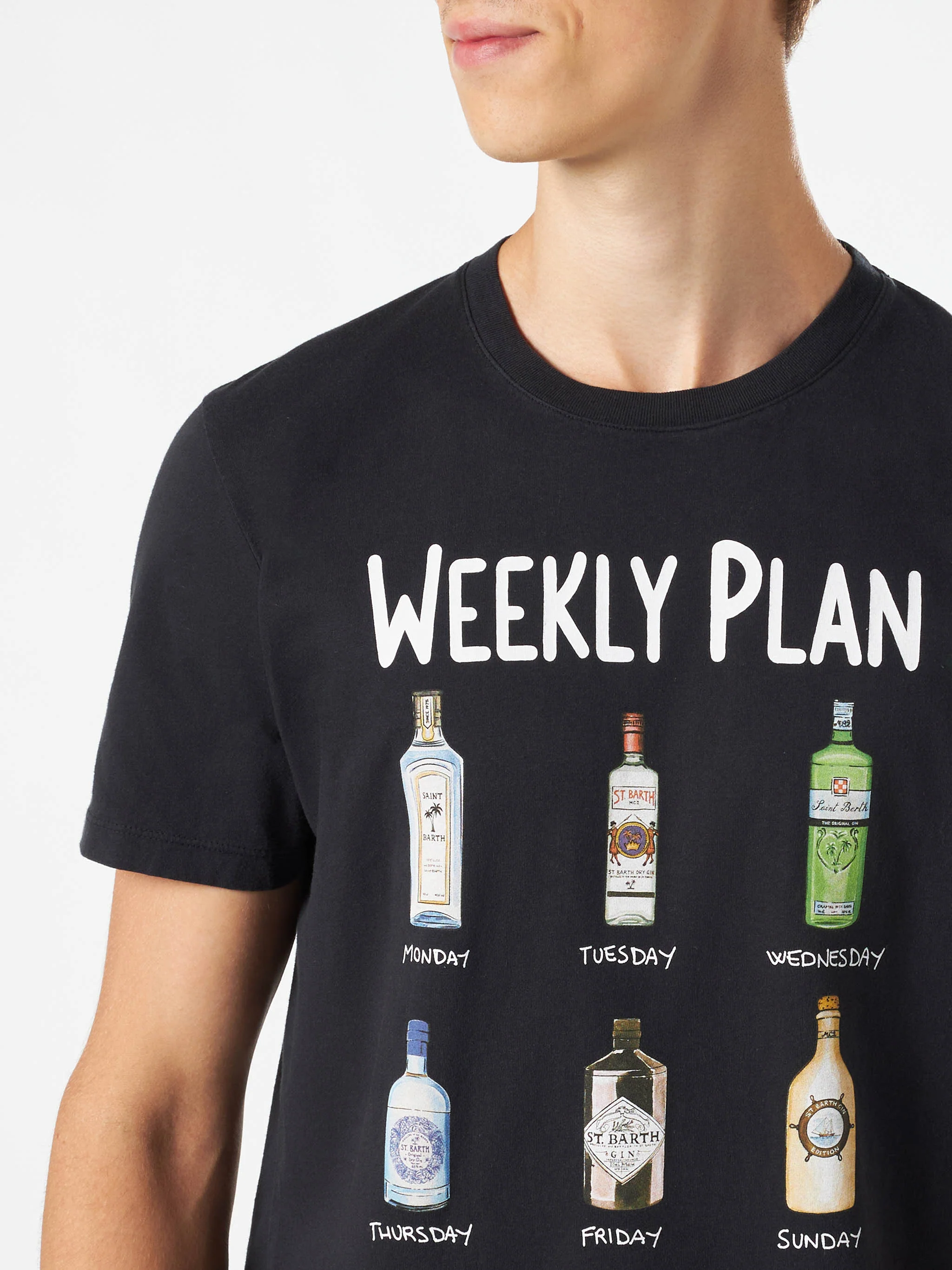 Camiseta de algodón para hombre con efecto vintage y estampado de cóctel.