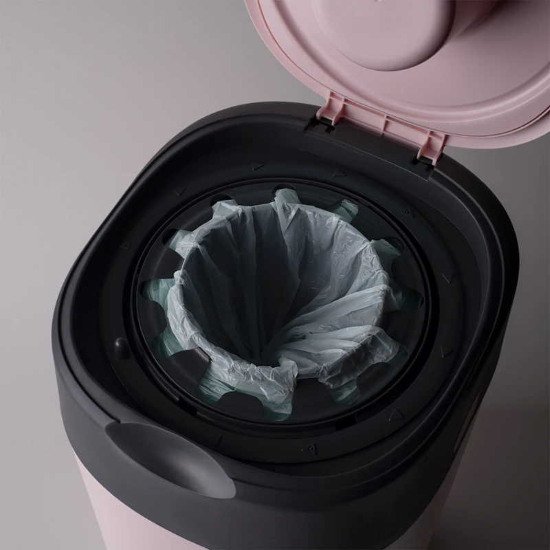 Kôš na plienky Tommee Tippee Twist & Click ružový + kazeta