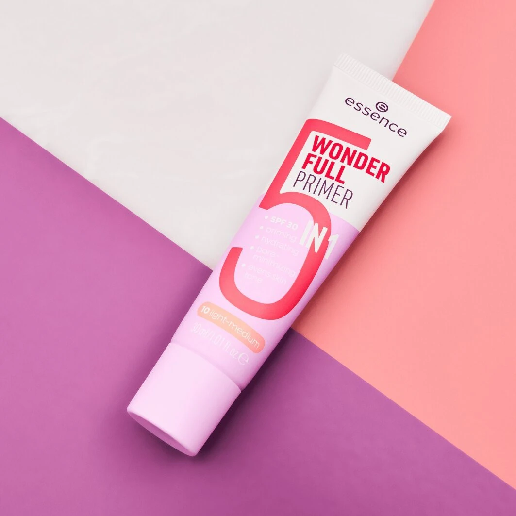 Essence Wonder full primer 5 in 1