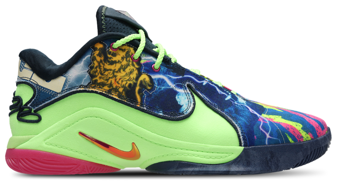 Nike LeBron XXII