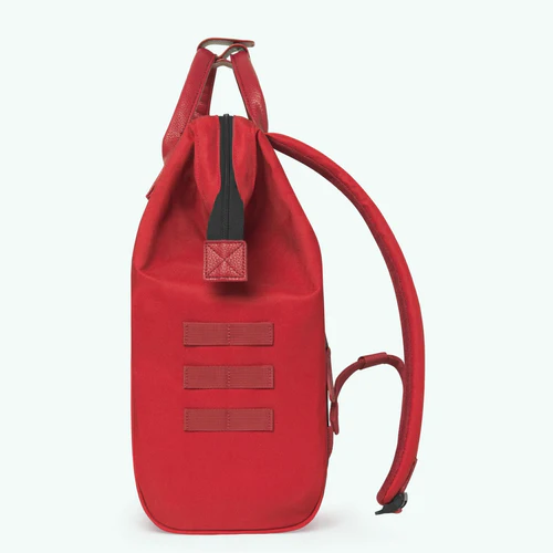 Cabaia Akranes Adventurer Medium Backpack, Red