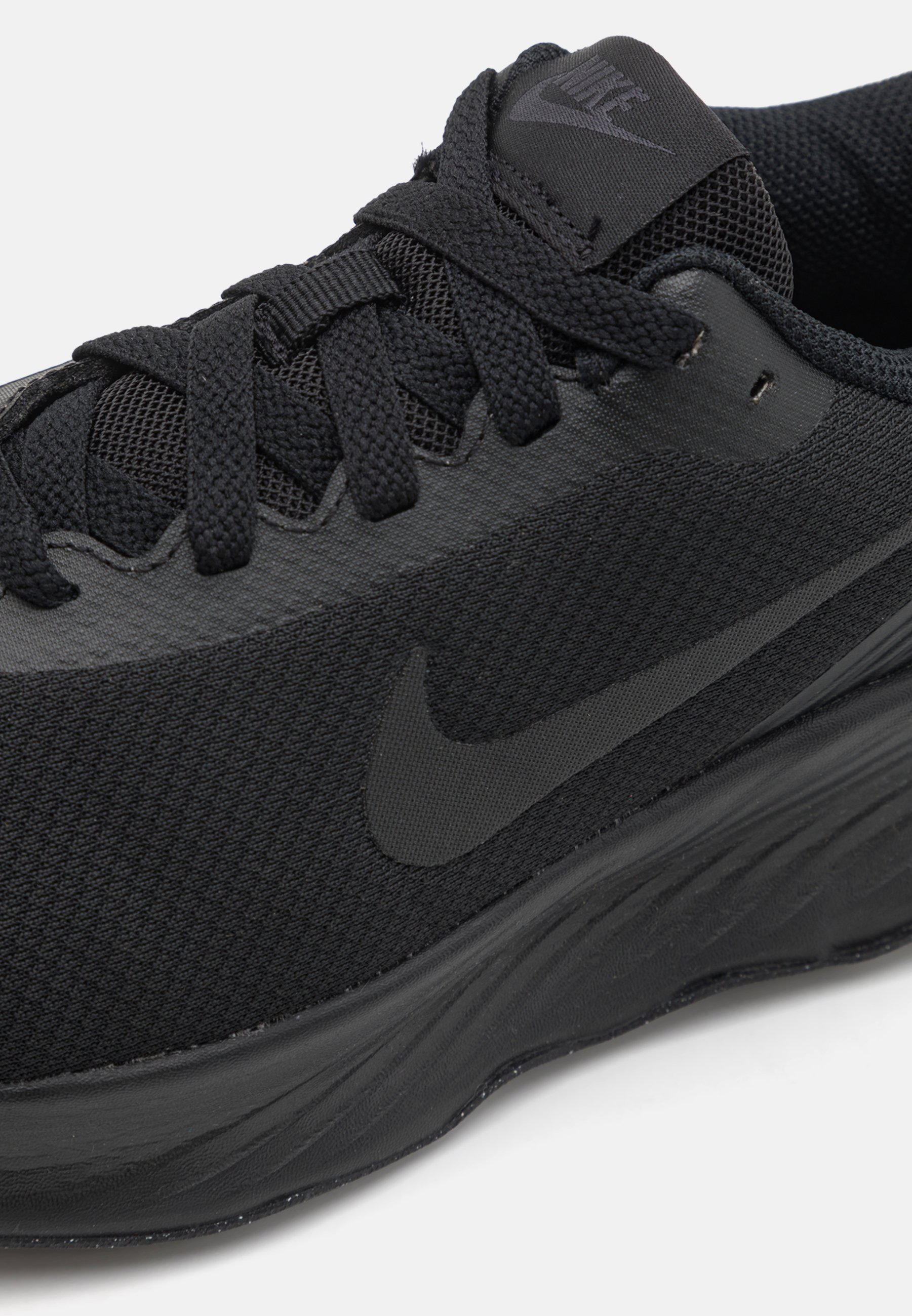 Nike Performance PROMINA - Scarpe da passeggio - nero/fumo scuro/grigio
