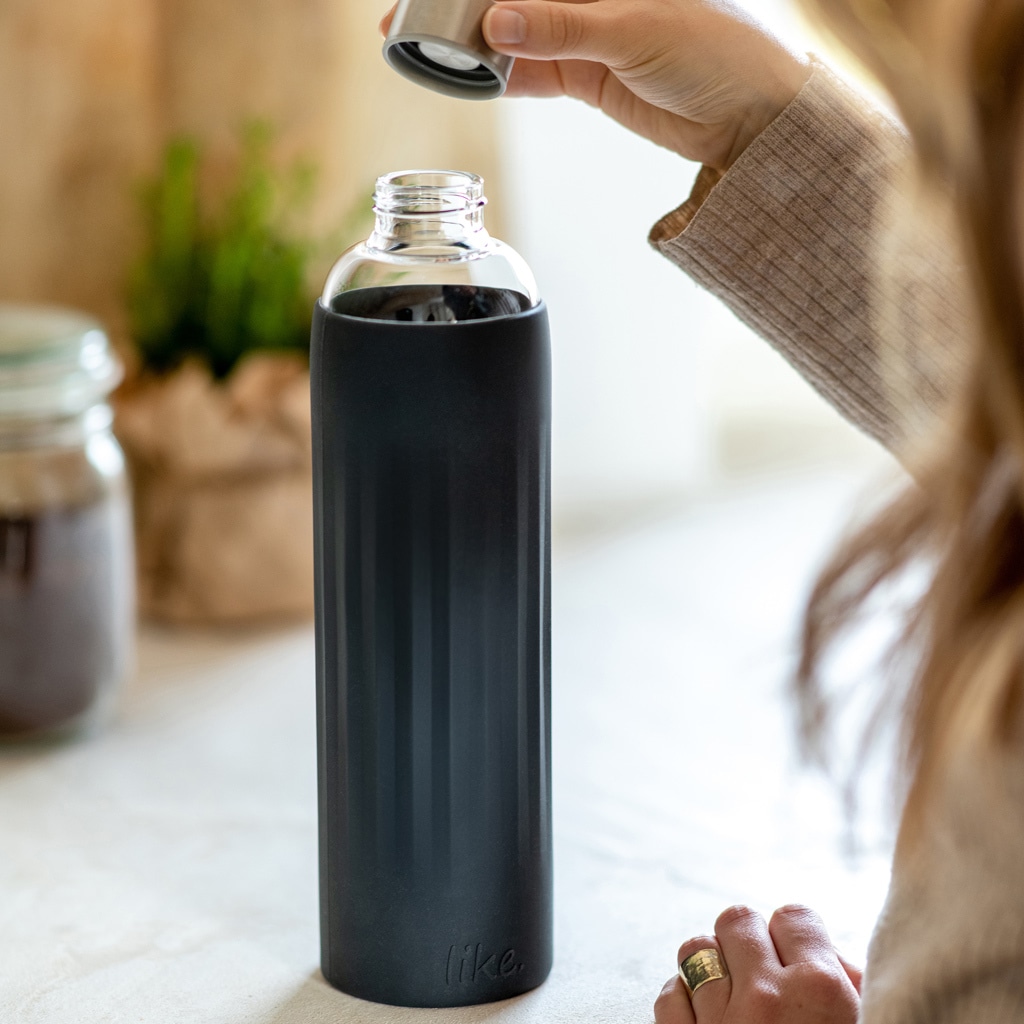 Bouteille d'eau minérale Villeroy & Boch, idéale à emporter et à table – Bouteille d'eau noire, idéale à emporter et à table
