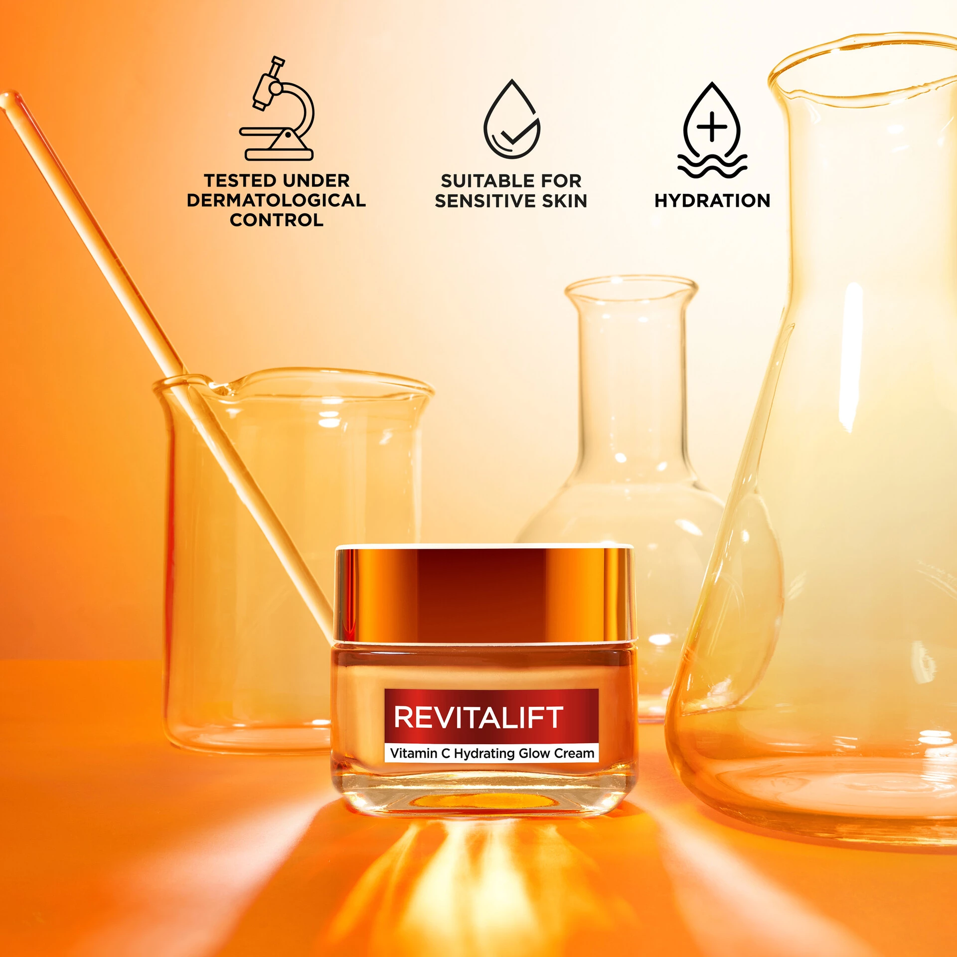 Cremă de zi cu vitamina C Revitalift Clinical 50 ml - L'Oréal Paris
