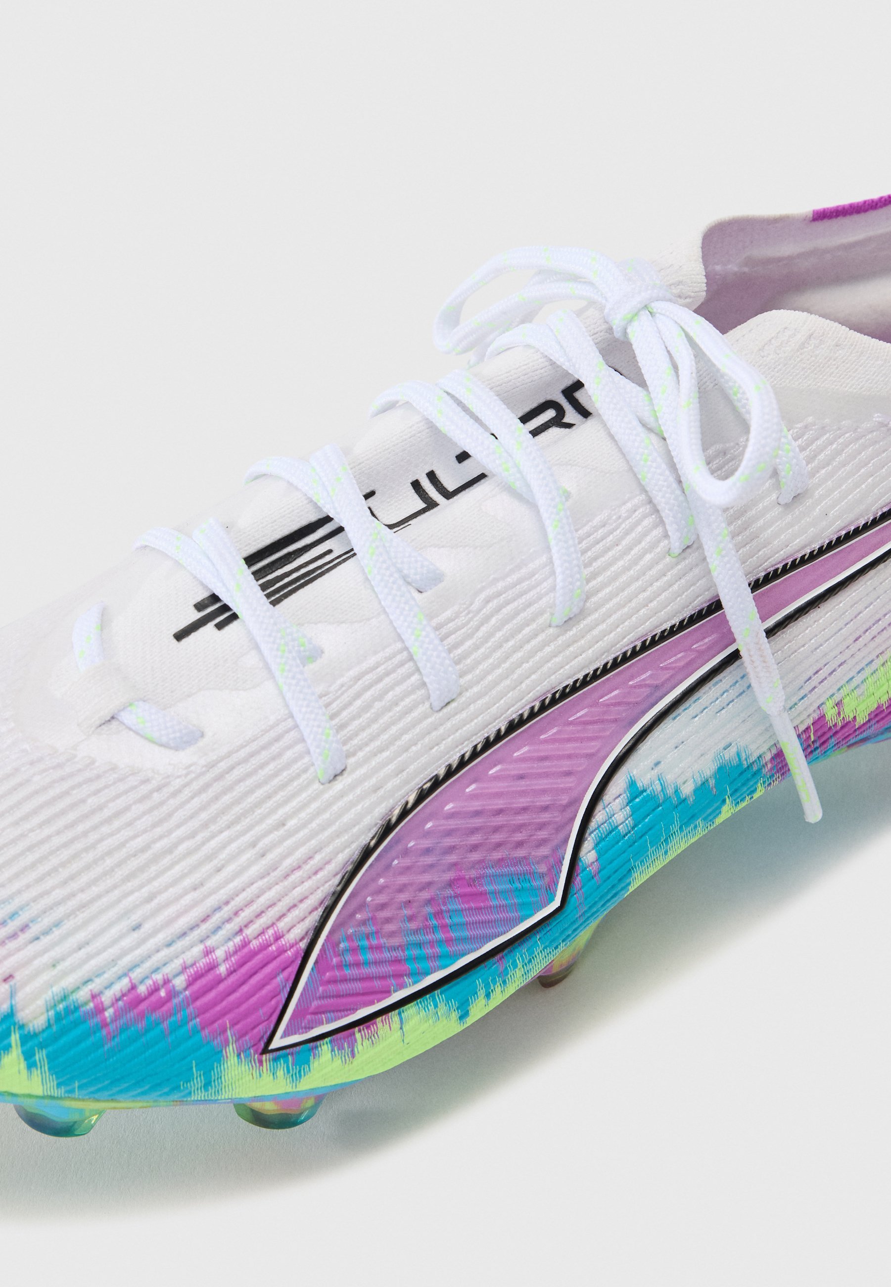 Puma FUTURE 8 PRO FG/AG - Voetbalschoenen voor stevige ondergrond - wit/frisappelgroen/ultrablauw/puur magenta