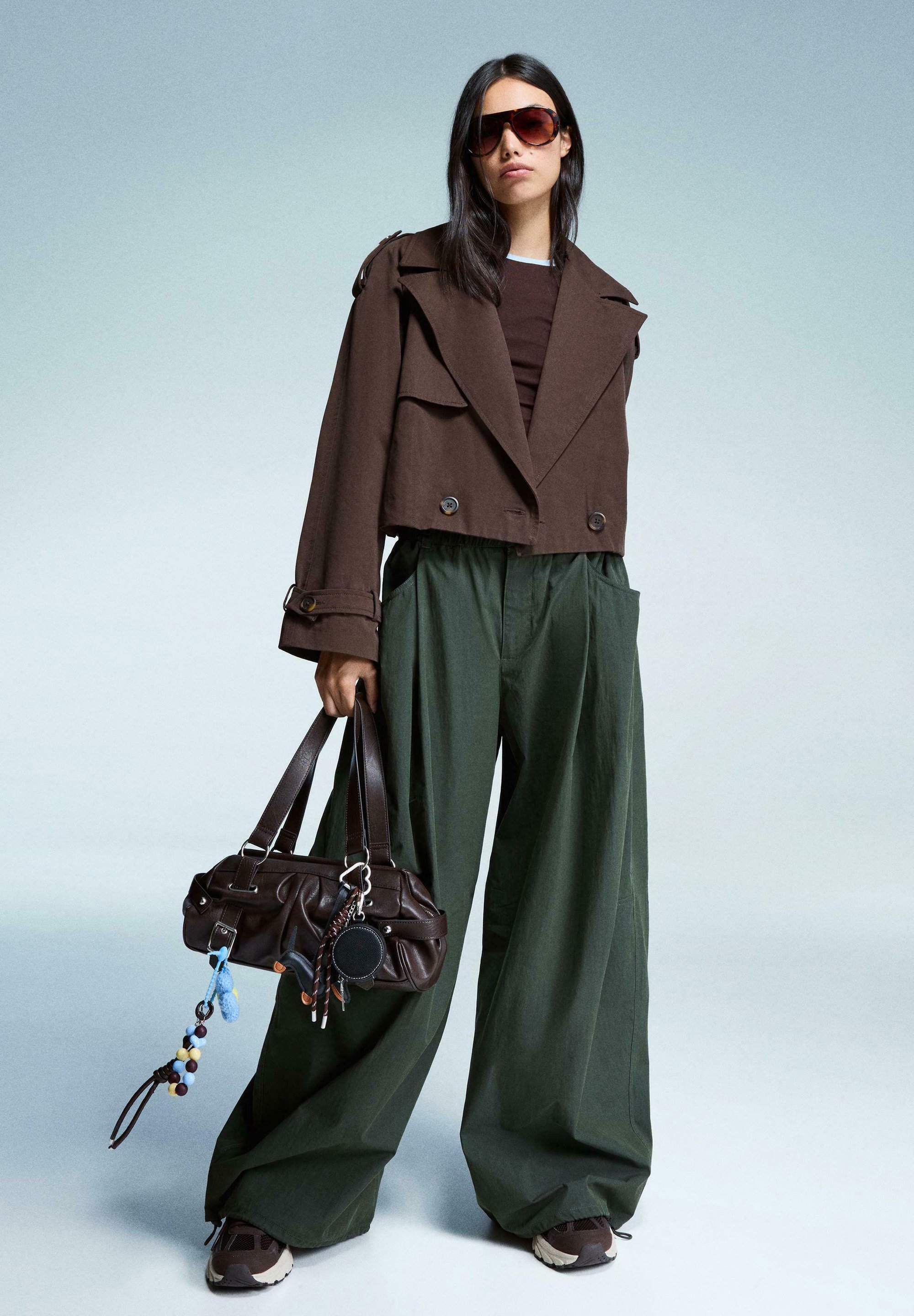 Bershka zomerjas - donkerbruin