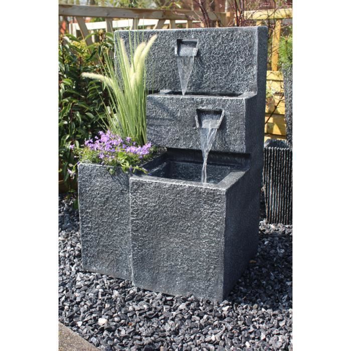 Fonte de jardim Grada com iluminação LED e cascata para decoração de jardins.