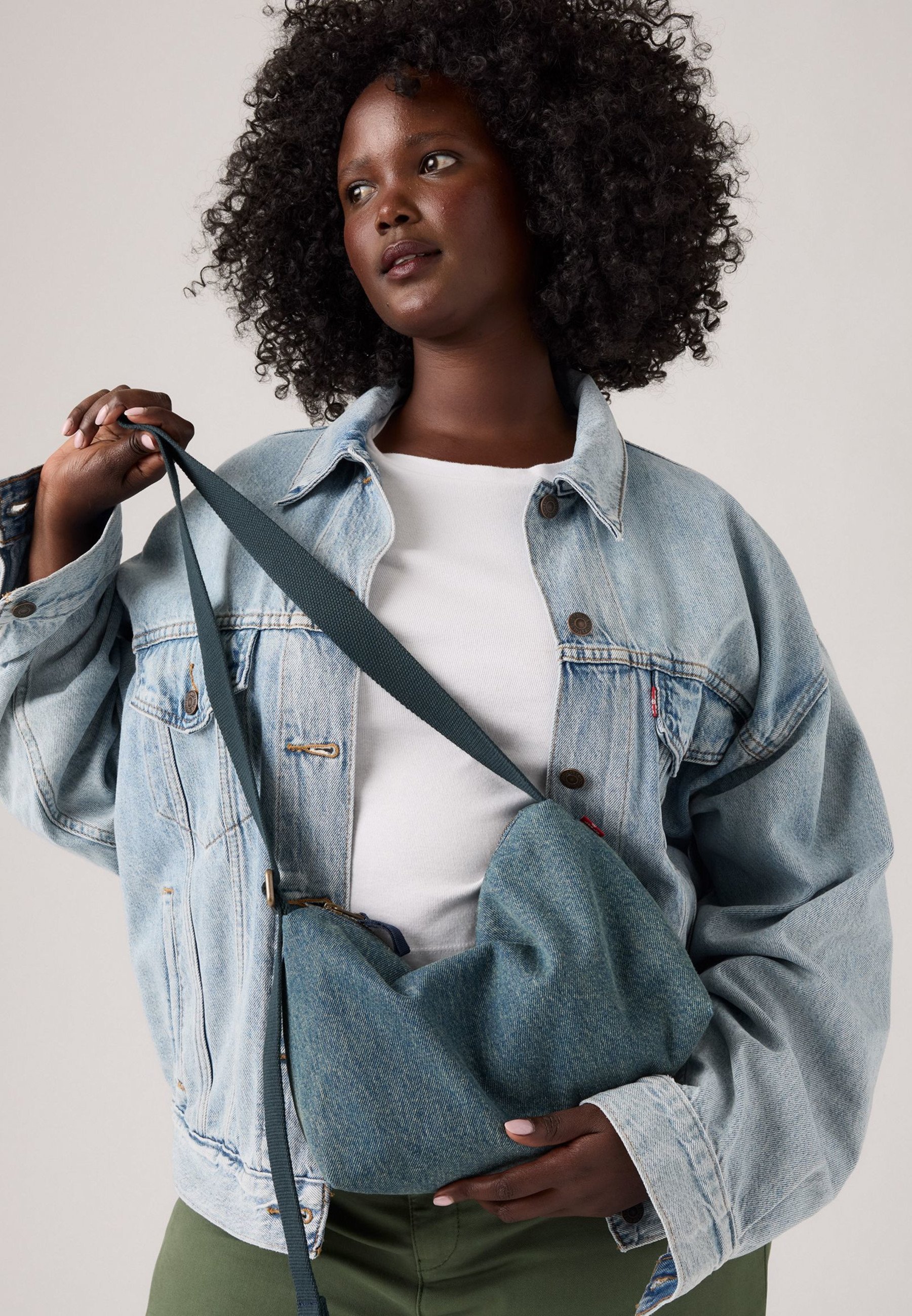 Levi's® ALI - Crossbodytas - blauw