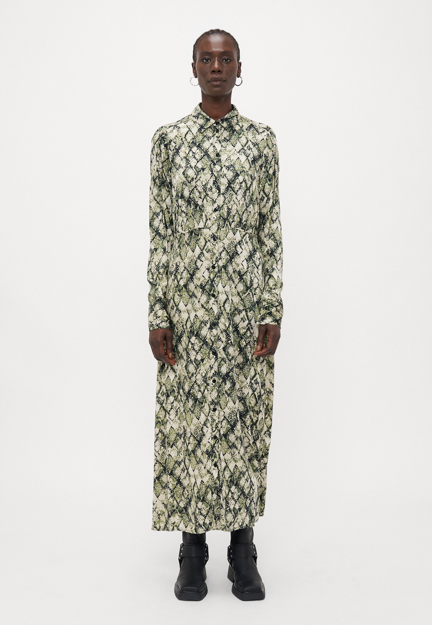 Robe longue Vero Moda VMCINDY - Robe maxi - eucalyptus