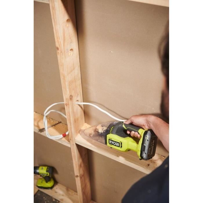 Aspiradora de mano RYOBI ONE+ de 18 V - 29 AW - 1000 l/min - 0,85 m³/min - Depósito de polvo de 600 ml - Disponible - RHV18-0