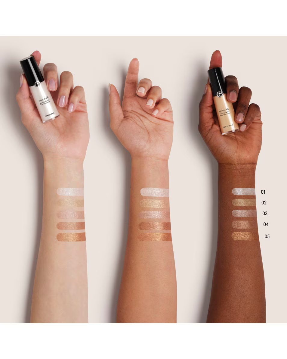 ARMANI BEAUTY Luminous Silk Aqua Highlighter iluminator Vloeibare cu efect de lungă durată