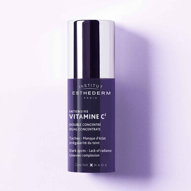 Esthederm Intensive Vitamin C2 Dual Concentrate -ryppyjä ehkäisevä tehoseerumi C-vitamiinilla ja tummia läiskiä vastaan 10 ml