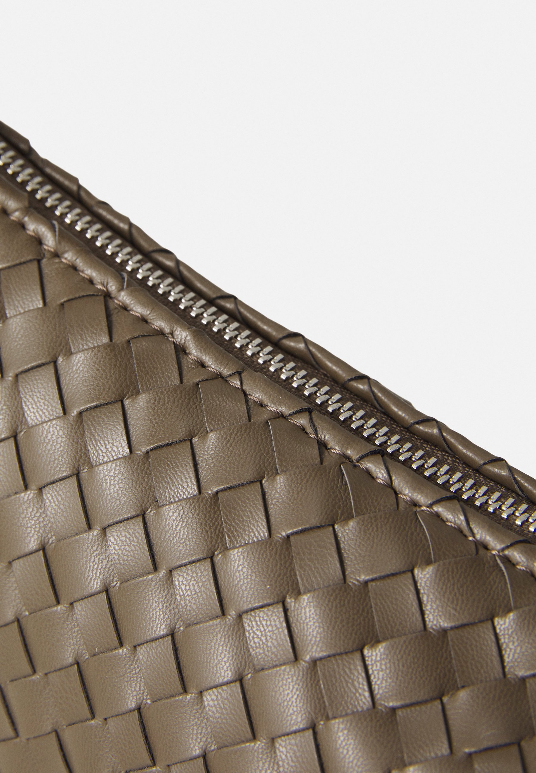 Borsa a tracolla Gina Tricot - Borsa a mano - kaki
