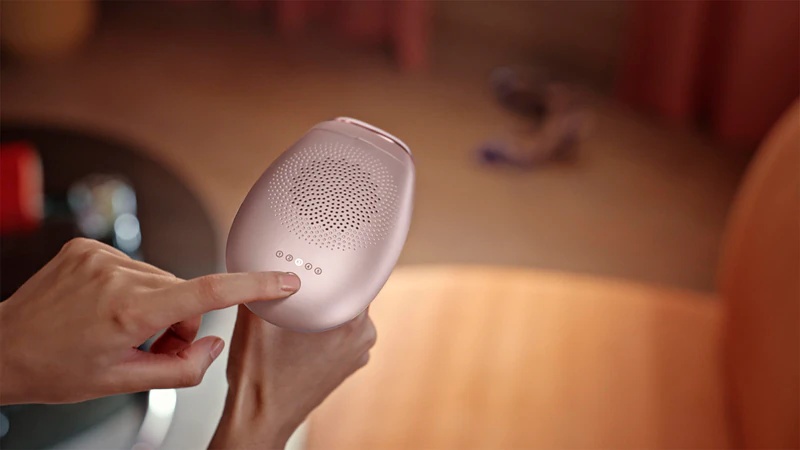 „Philips Lumea IPL 7000 SC1994/00“ epiliatorius kūnui ir kojoms