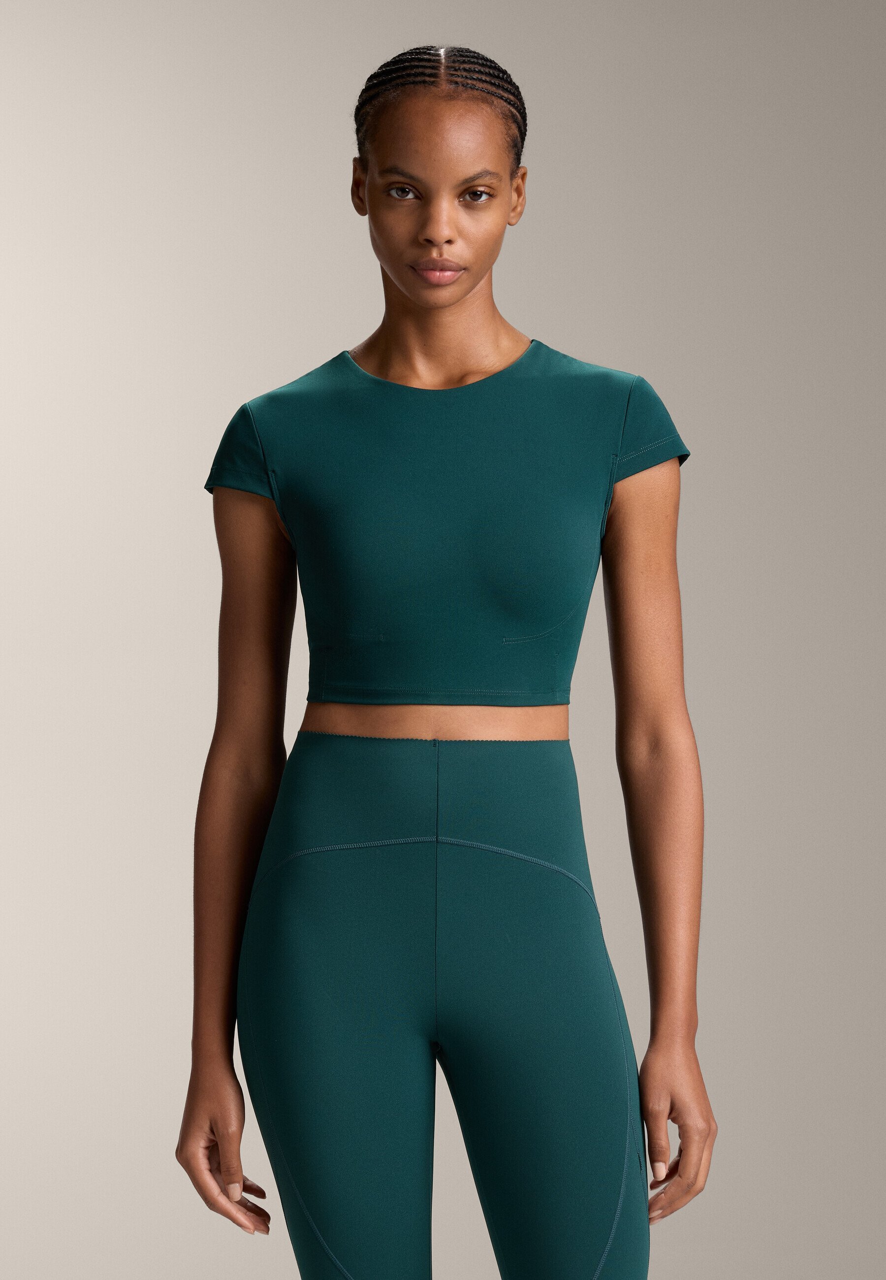 OYSHO COMPRESSIVE SHORT-SLEEVED - T-shirt basic - evergreen