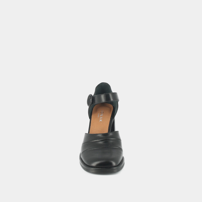Babies à talons et brides  en cuir noir