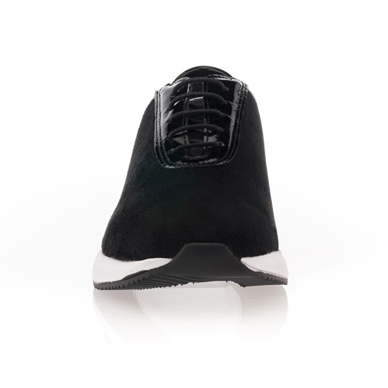 Zapatos cómodos para mujer, color negro.