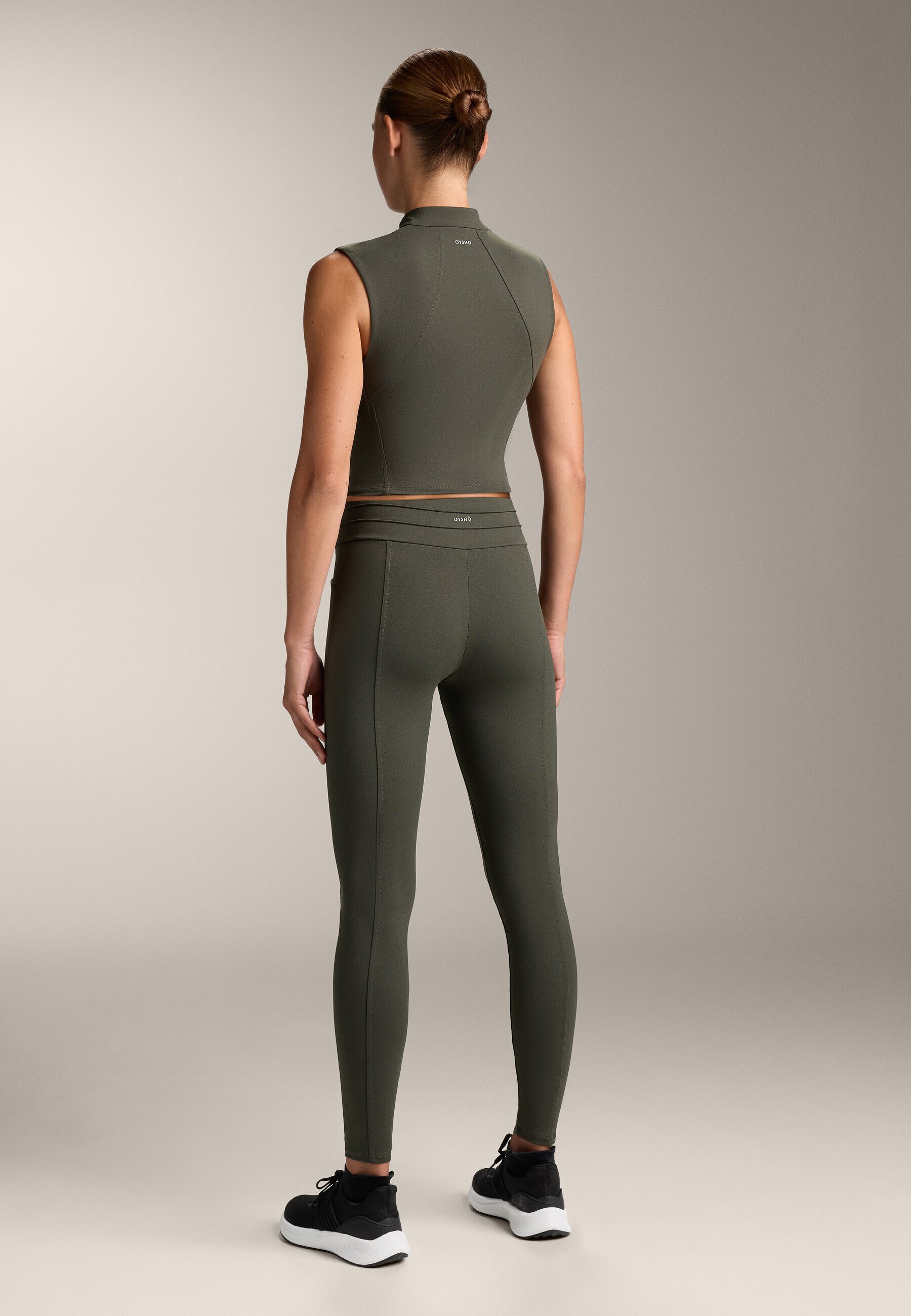 OYSHO EVERMOVE CREASE - Top - bruin