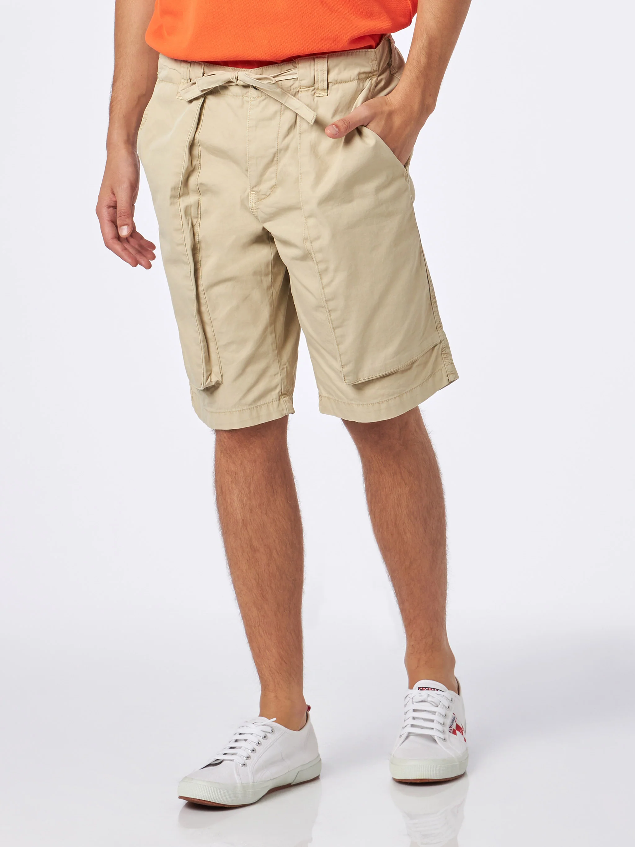 Beige herenshorts met zijzakken