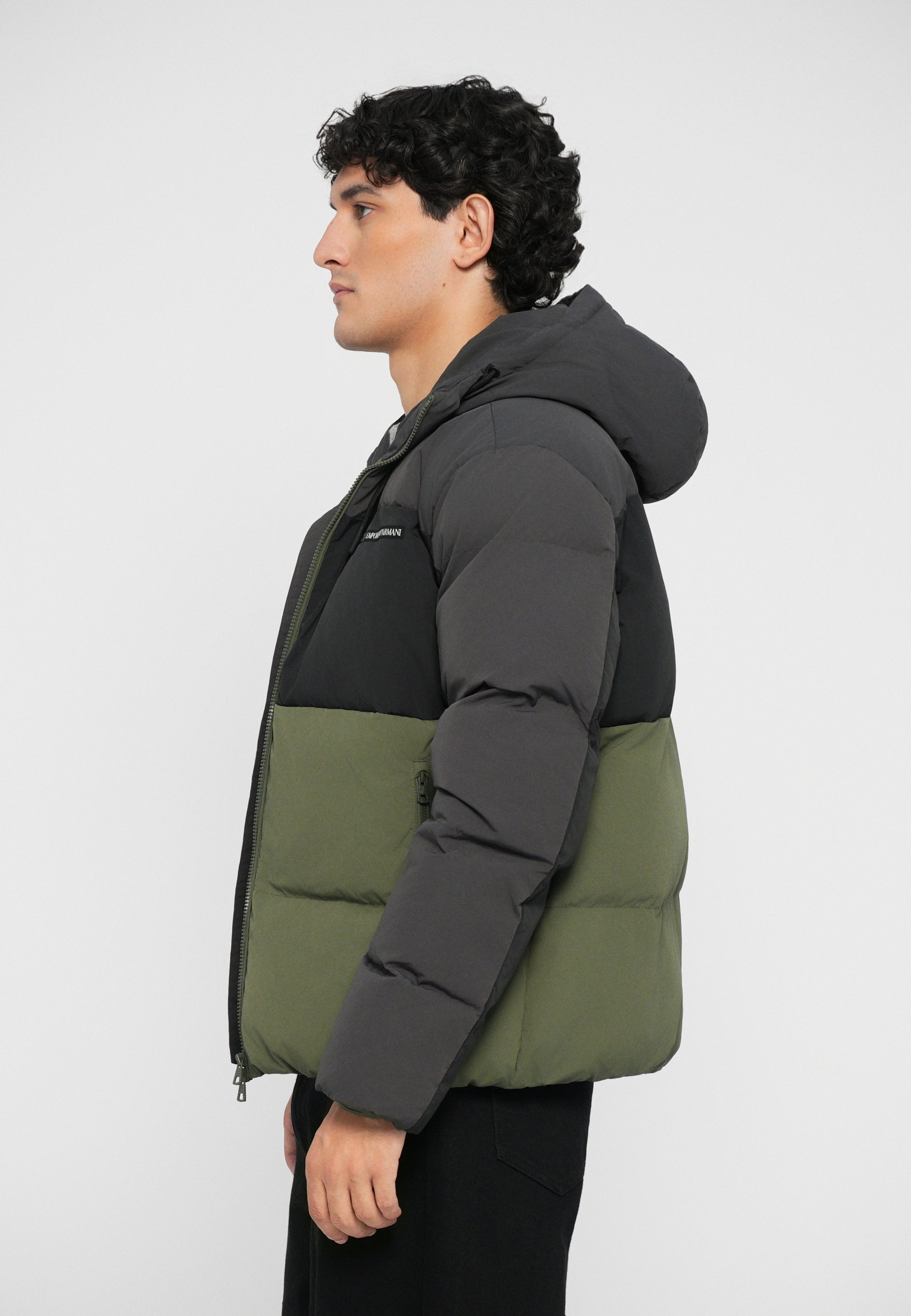 EA7 Emporio Armani TRAIN ATHLETIC COLOUR BLOCK PADDED JACKET - Talvitakki - beetle