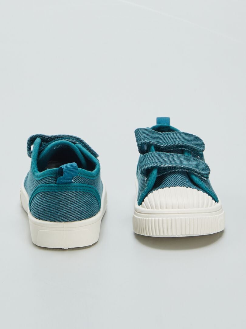 Tênis de cano baixo em lona jeans com rasgos - AZUL