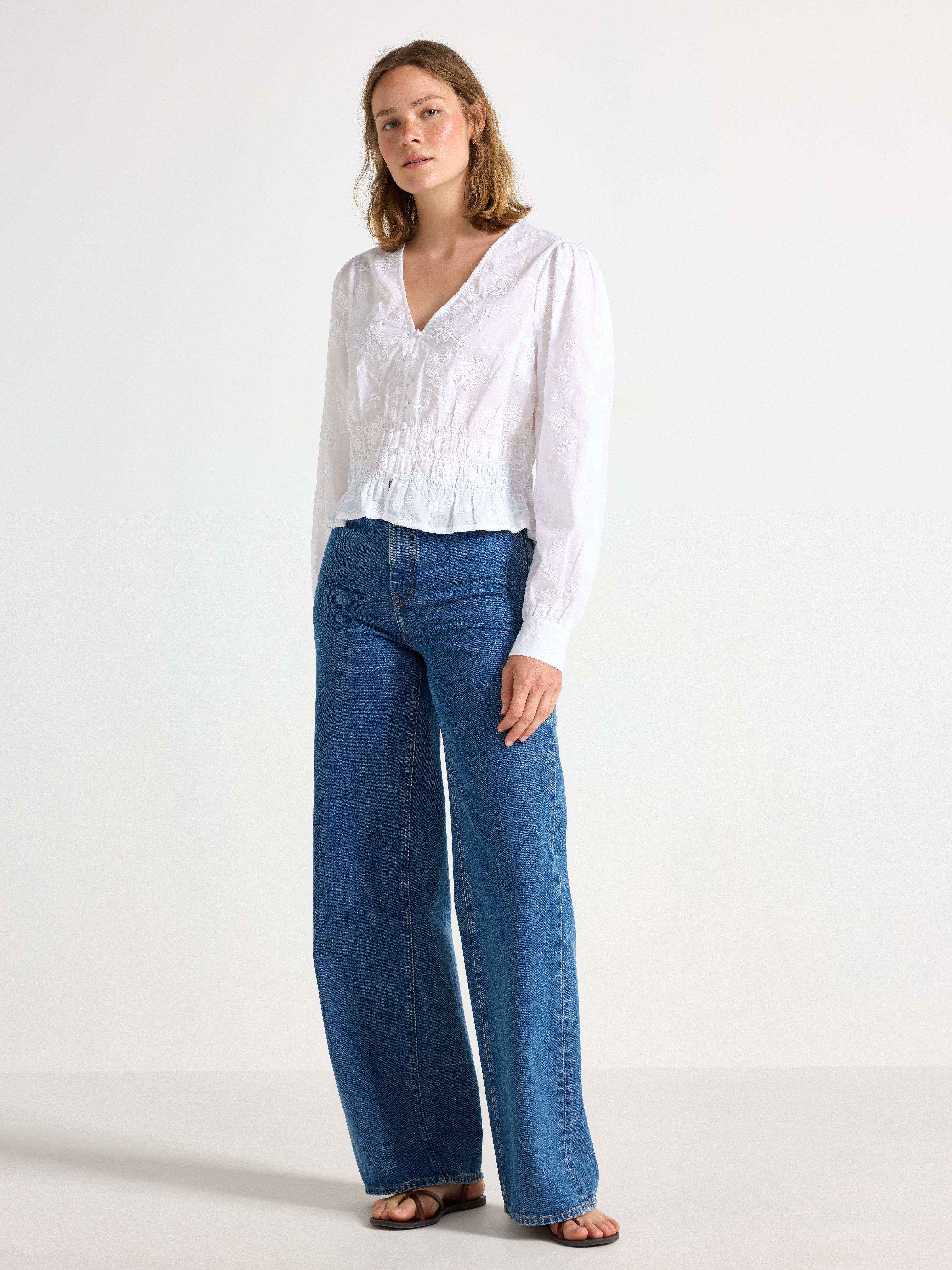 Brodert bluse hvit
