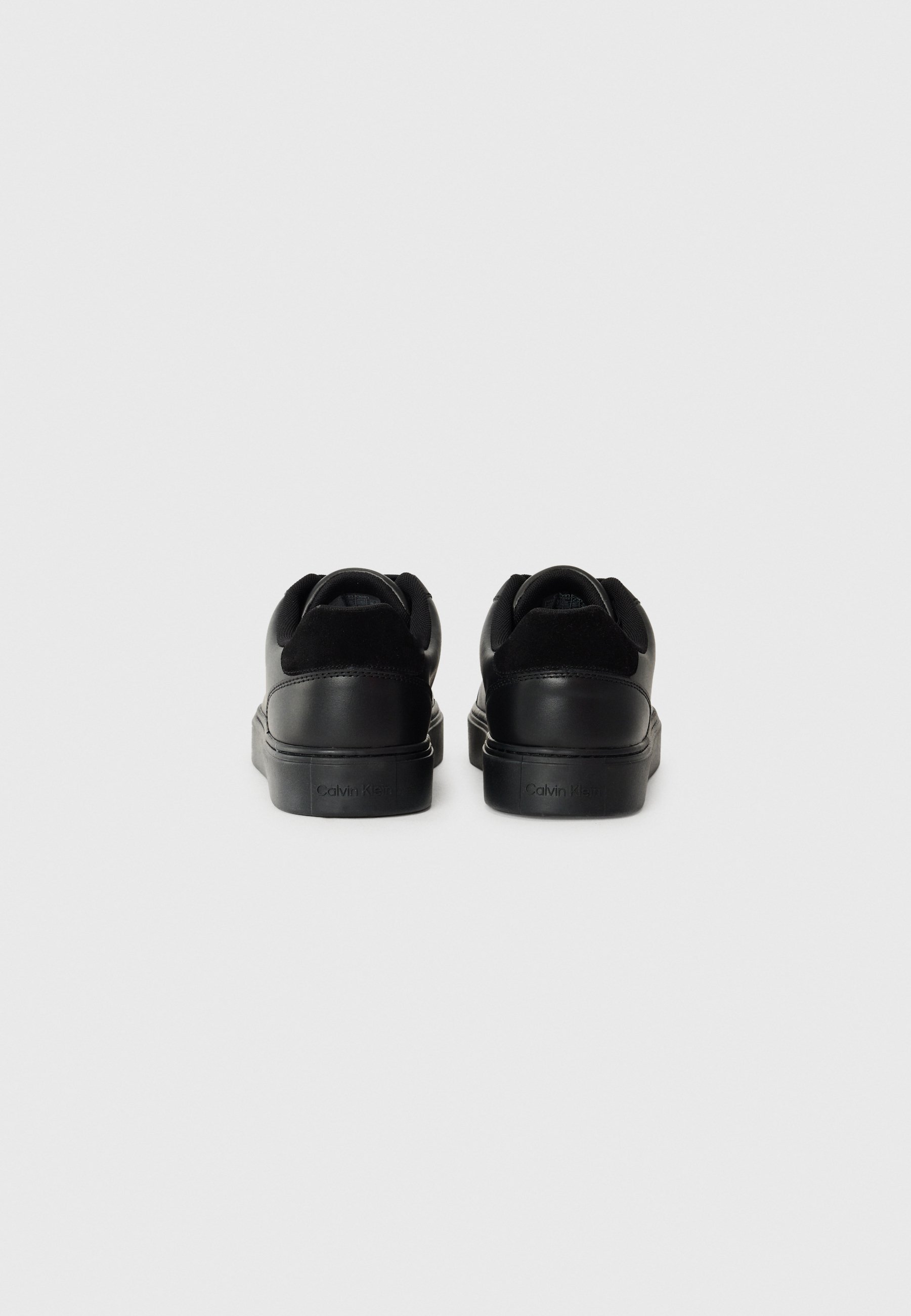 Calvin Klein Jeans CUPSOLE - Sneakers - drievoudig zwart