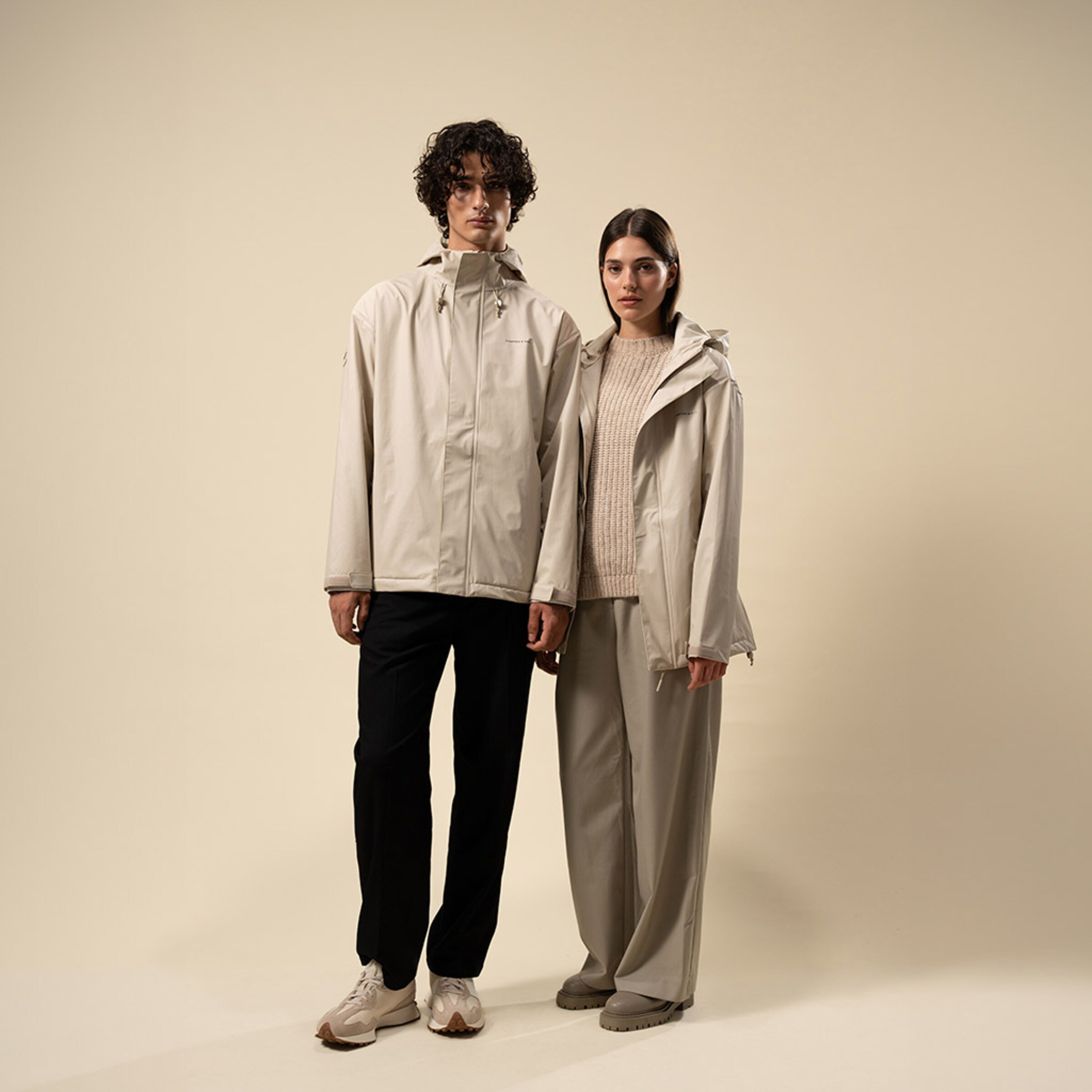 Veste imperméable courte tous les jours couleur grès