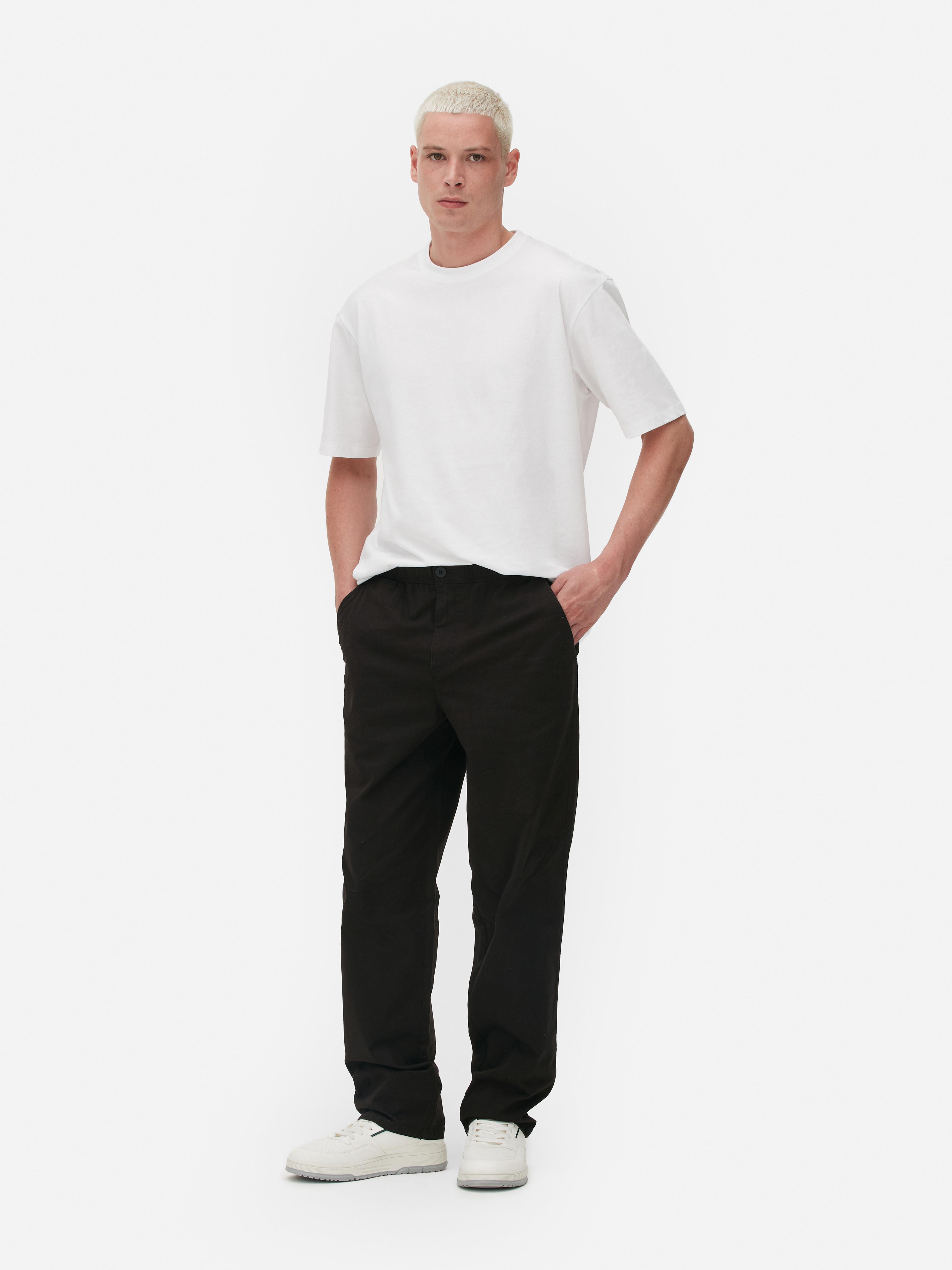 Pantaloni cu talie elastică. Acești pantaloni eleganți cu talie elastică sunt extrem de confortabili și se potrivesc perfect.