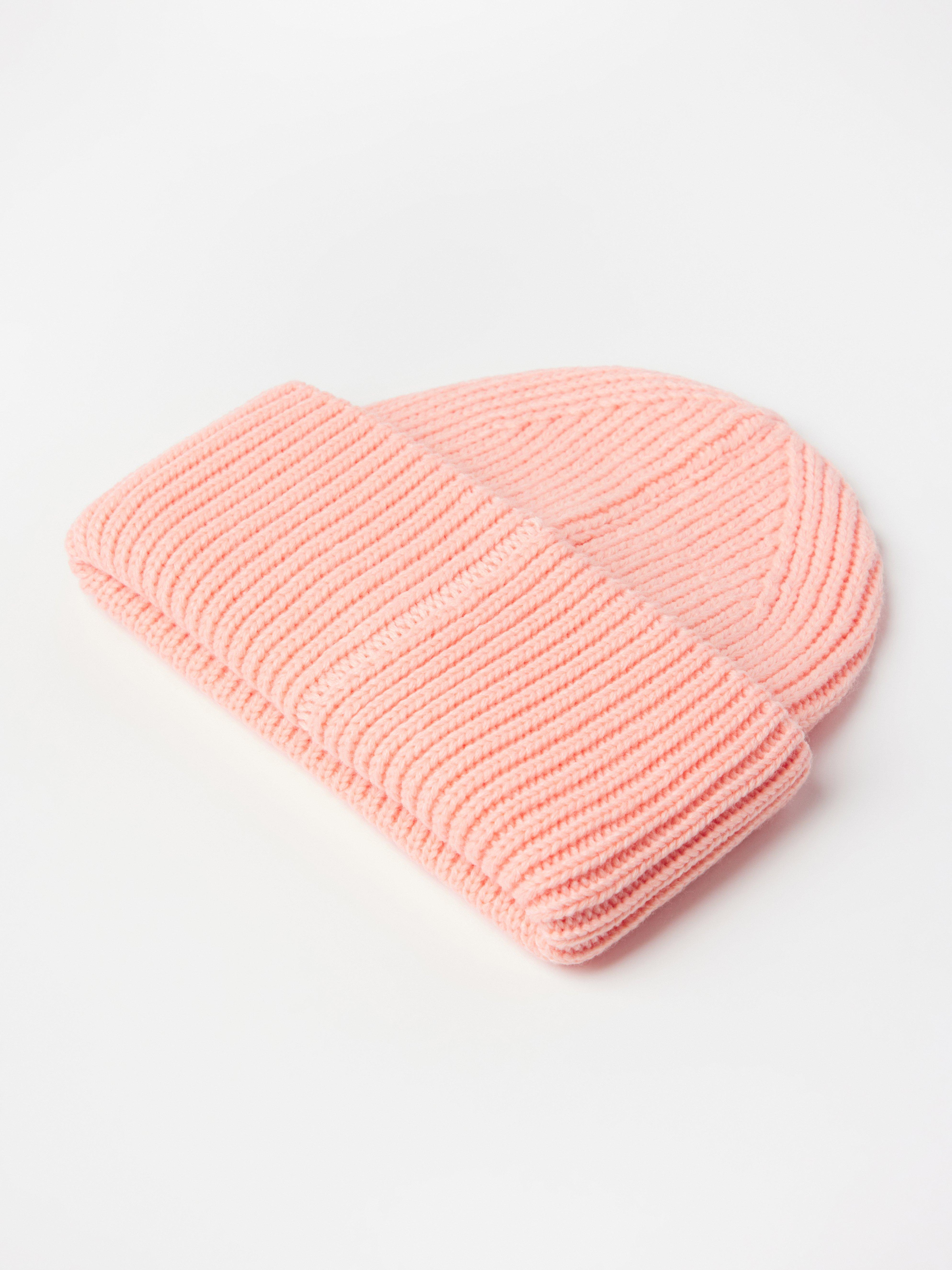 Bonnet tricoté corail clair poudré